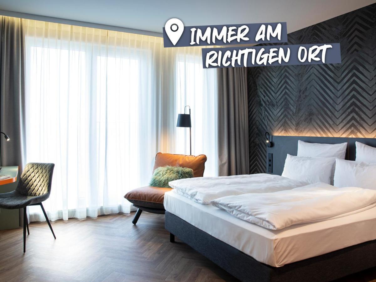 Loginn Hotel Berlin Airport Bagian luar foto